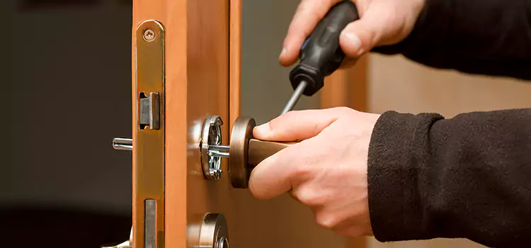 Semi Truck Locksmith Garfield